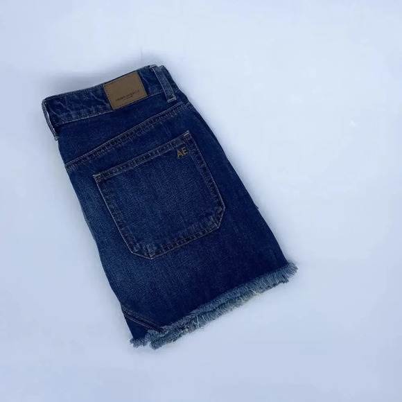 NWT American Eagle AE Hi Rise Festival Mini Denim Skirt Raw Hem Dark Wash 2 - Picture 2 of 8